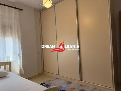 Appartamento in affitto a Rruga Muhamet Gjollesha, Tirana, 82 m². Foto 4 di 6
