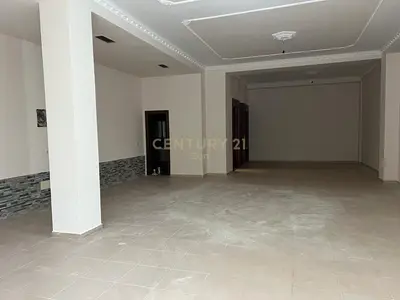 Commercial space for sale in Ish-URT, Durrës, 115 m². Photo 1 of 4