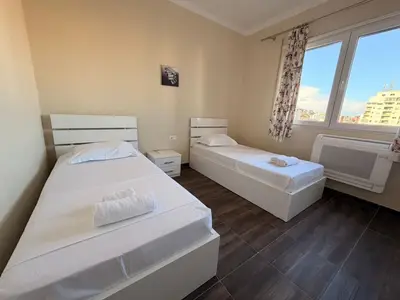 Apartament 2+1 me qera në Stadiumi Niko Dovana, Durrës, 80 m². Foto 7 nga 12