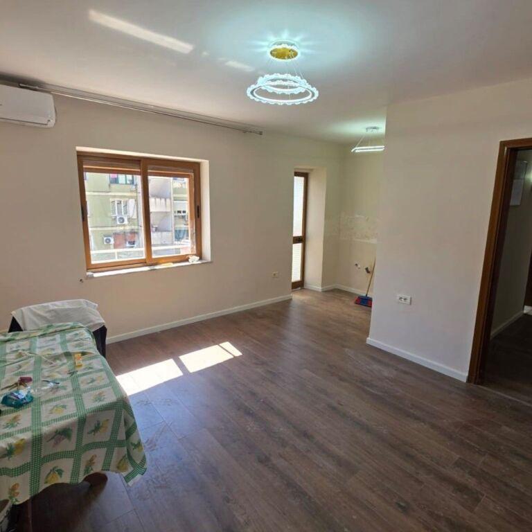 Appartamento 2+1 in vendita a Rruga Bardhyl, Tirana, 68 m²