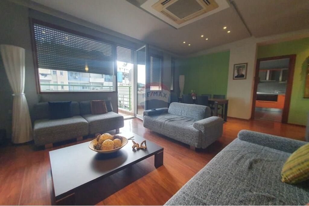 Apartment for rent in Vila Goldi, Tirana, 180 m². Photo 3 of 3