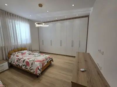 Shtëpi private me qera në Harry Fultz, Tiranë, 300 m². Foto 5 nga 9