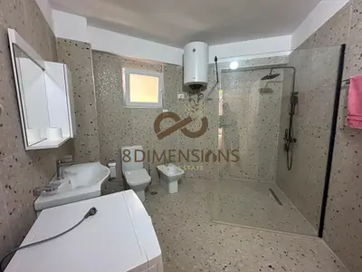 Zyrë me qera në Blloku, Tiranë, 120 m². Foto 5 nga 5