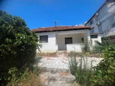 House 3+1 for sale in Rrashbull, Durrës, 443 m². Photo 1 of 6