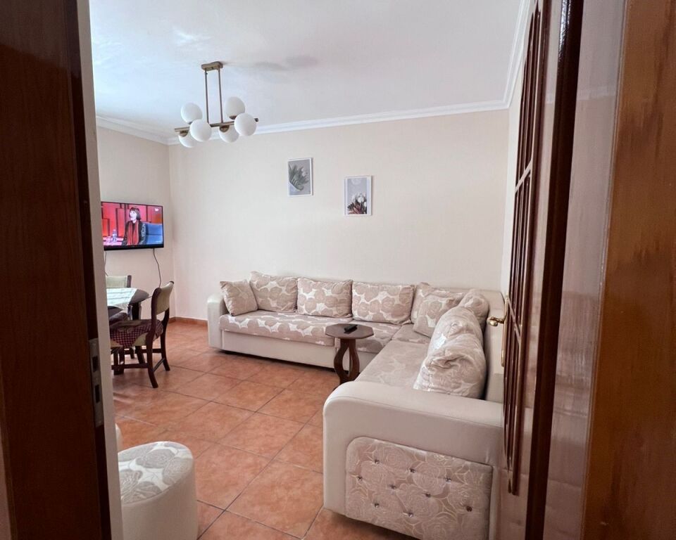 Apartment 2+1 for rent in Rruga e Elbasanit, Tirana, 70 m²
