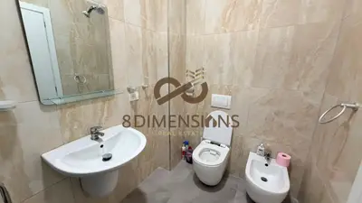 Appartamento 2+1 in vendita a Liqeni i Tiranës, Tirana, 130 m². Foto 3 di 8