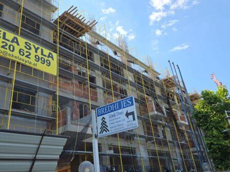 Appartamento 1+1 in vendita a Kamez, Durres, Kamza, 68 m²