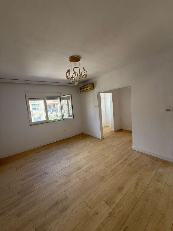 Appartamento 2+1 in vendita a Shkolla 9-vjeçare "Qemal Mici", Durazzo, 90 m²