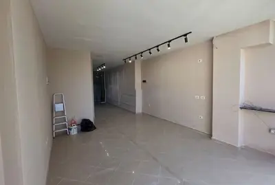 Dyqan në shitje në Fresku, Tiranë, 45 m². Foto 3 nga 3