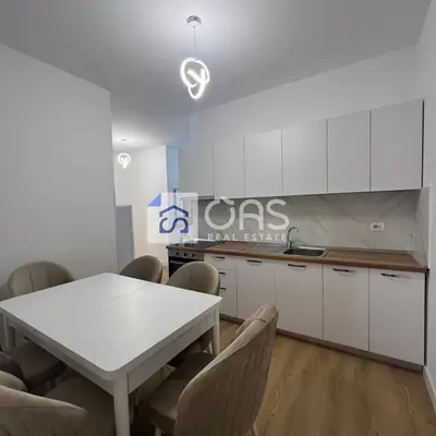 Apartament 1+1 me qera në Rruga e Kavajës, Tiranë, 85 m². Foto 6 nga 9