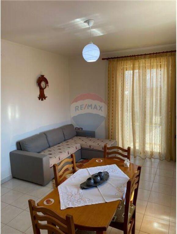 Villa 2+1 in vendita a Rruga Sul Starovari, Pogradec, 300 m²