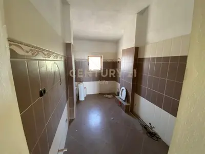 Vilë në shitje në Shishtufinë, Tiranë, 637 m². Foto 7 nga 12
