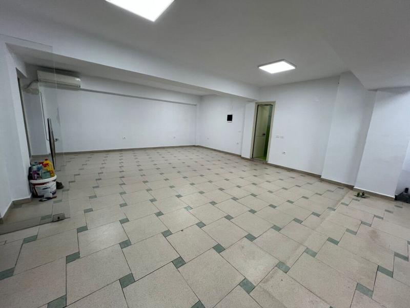 Ambient biznesi me qera në Stacioni i Zjarrfikësve Durrës, Durrës, 60 m²