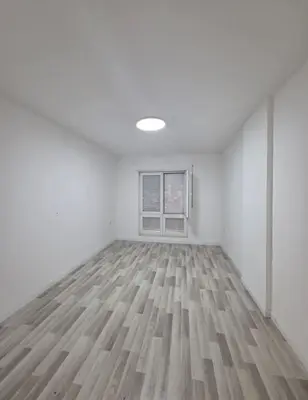 Apartament 2+1 me qera në Rruga Hoxha Tasim, Tiranë, 105 m². Foto 3 nga 4