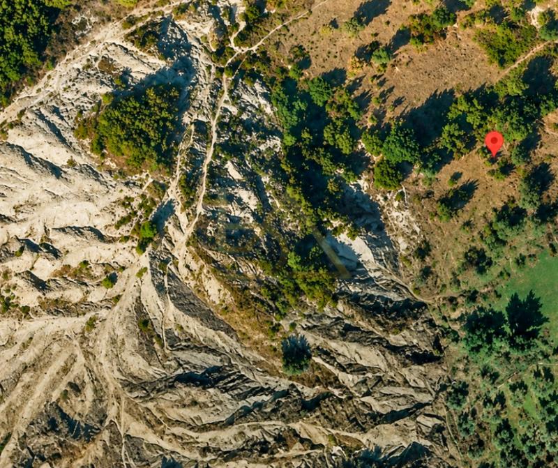Tokë në shitje në Picall, Tiranë, 3 000 m². Foto 3 nga 3