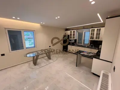 Villa in affitto a Farkë, Tirana, 260 m². Foto 3 di 11