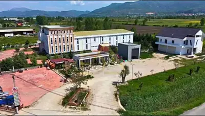 Commercial space for sale in Mamurras, Mamurras, 780 m². Photo 3 of 3