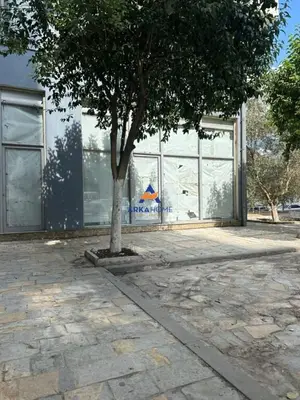 Locale in vendita a Fier, 42 m². Foto 3 di 6