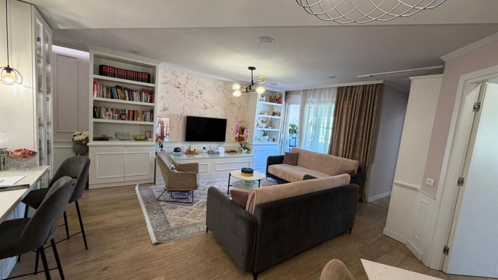 Apartament 2+1 në shitje në Xhamia e Tabakeve, Tiranë, 115 m². Foto 3 nga 3