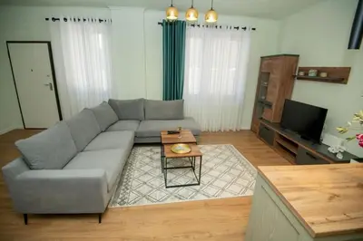 Apartament 2+1 me qera në Vila e Zogut, Durrës, 110 m². Foto 5 nga 9