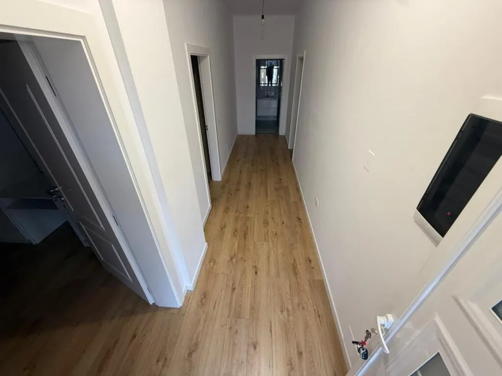 Apartment 2+1 for rent in TEG, Tirana, 120 m². Photo 1 of 6