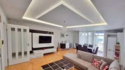 Apartament 2+1 me qera në Ish Ekspozita, Tiranë, 120 m². Foto 3 nga 10