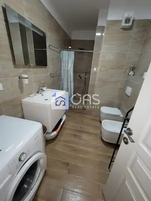Apartament 2+1 me qera në Pallati me Shigjeta, Tiranë, 94 m². Foto 4 nga 7