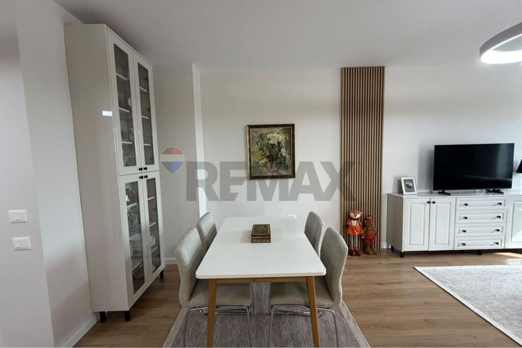 Appartamento in affitto a Toptani, Tirana, 108 m². Foto 2 di 3