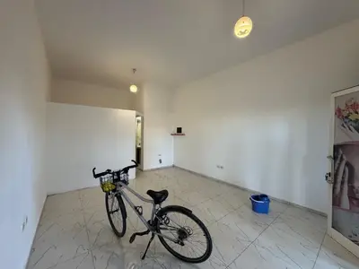 Ambient biznesi me qera në Porti i Durrësit, Durrës, 33 m². Foto 1 nga 6