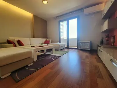 Apartament 2+1 me qera në Kthesa e Kamzës, Tiranë, 94 m². Foto 2 nga 12