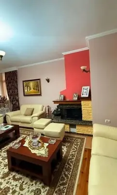 Locale in vendita a Mborje, Coriza, 2.009 m². Foto 6 di 6