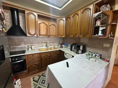 Appartamento 2+1 in affitto a Rruga Fortuzi, Tirana, 120 m². Foto 4 di 8