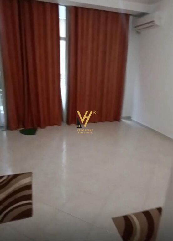 Apartament 2+1 në shitje në Komuna e Parisit, Tiranë, 110 m². Foto 2 nga 3