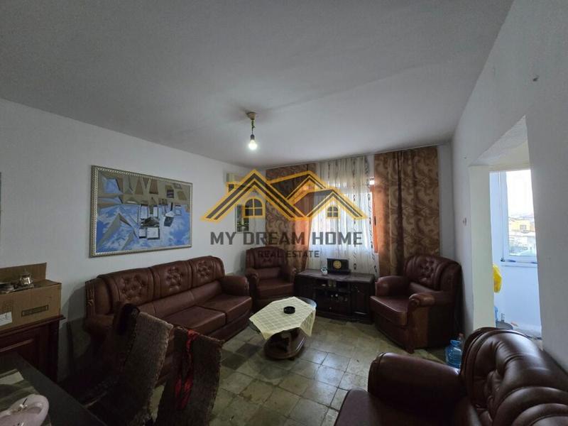 Appartamento 2+1 in vendita a Stacioni i Trenit Durrës, Durazzo, 75 m²