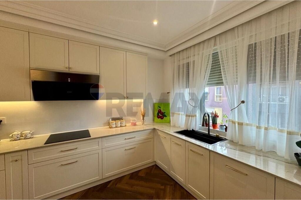 Apartament në shitje në Selitë, Tiranë, 257 m². Foto 2 nga 3