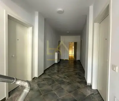 Ambient biznesi në shitje në Shkëmbi i Kavajës, Durrës, 1 693 m². Foto 5 nga 12