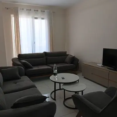 Appartamento 2+1 in vendita a Bulevardi Nënë Tereza, Kamza, 99 m². Foto 5 di 6