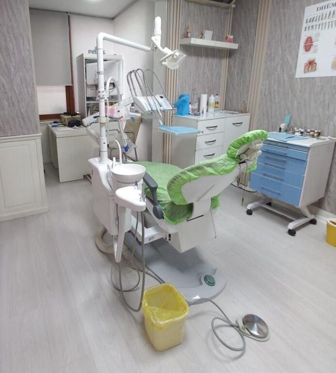 Ambient biznesi me qera në Komuna e Parisit, Tiranë, 70 m²
