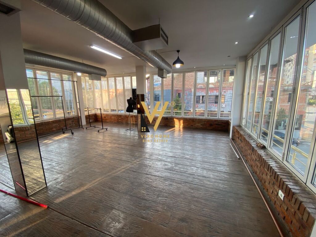 Commercial space for rent in Yzberisht, Tirana, 100 m². Photo 1 of 3