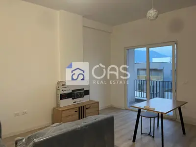 Apartament 1+1 me qera në Laprakë, Tiranë, 70 m². Foto 2 nga 5