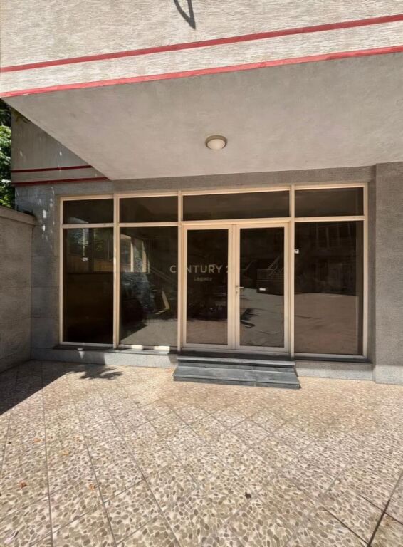 Shop for sale in Fresku, Tirana, 79 m². Photo 3 of 3