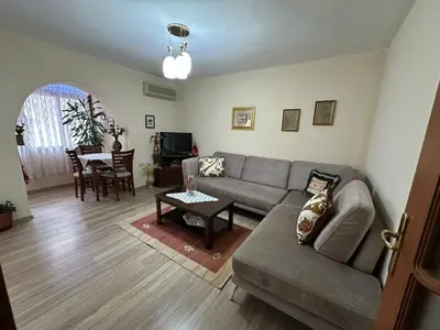 Apartament 1+1 në shitje në Ambasada Amerikane, Tiranë, 53 m². Foto 2 nga 7
