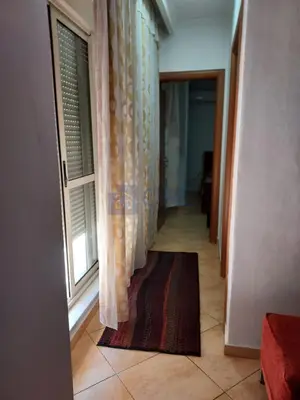 Apartament 1+1 me qera në Kompleksi Delijorgji, Tiranë, 74 m². Foto 3 nga 6