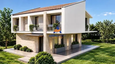 Villa for sale in Rruga Berzhite, Tirana, 340 m². Photo 2 of 4