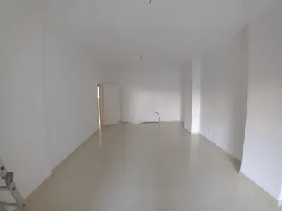 Apartament 3+1 në shitje në Ish-URT, Durrës, 137 m². Foto 2 nga 7