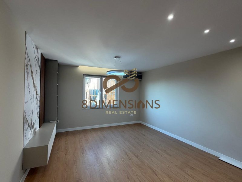 Appartamento 2+1 in vendita a Stacioni i Trenit, Tirana, 80 m²