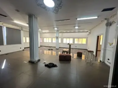 Zyrë me qera në Restorant Durrësi, Tiranë, 250 m². Foto 3 nga 9
