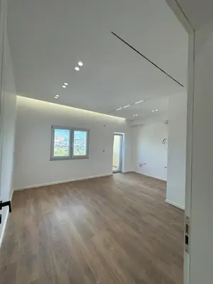Apartament 1+1 në shitje në Rruga Bardhyl, Tiranë, 61 m². Foto 1 nga 5