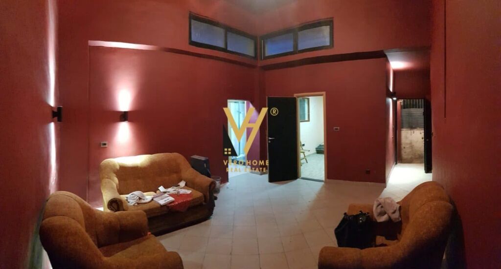 Dyqan në shitje në Kinostudio, Tiranë, 70 m². Foto 1 nga 3
