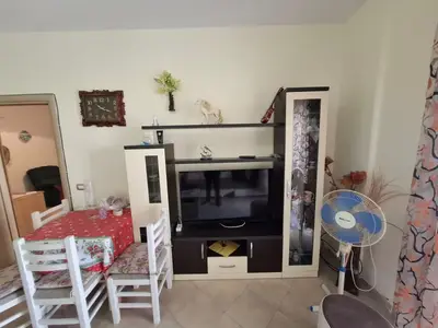 Apartament 1+1 me qera në Lagja 13, Durrës, 60 m². Foto 3 nga 7